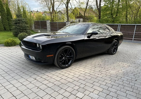 Dodge Challenger cena 103700 przebieg: 89000, rok produkcji 2016 z Wieliczka małe 466